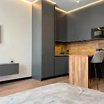 White Pearl Marinist Odessa