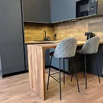 White Pearl Marinist * Odessa