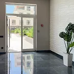 Apartment White Pearl Marinist Odessa