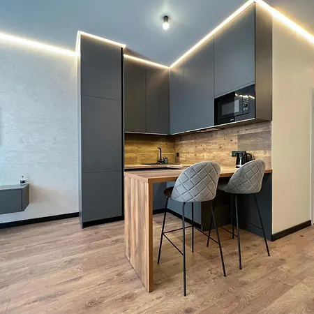Apartment White Pearl Marinist