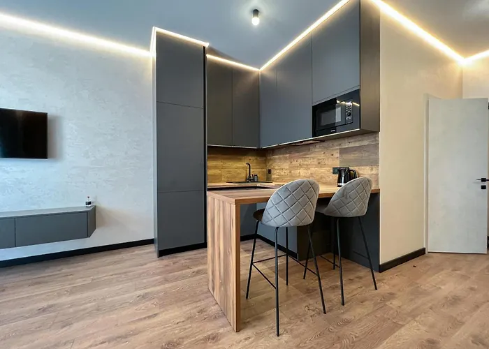 Apartment White Pearl Marinist