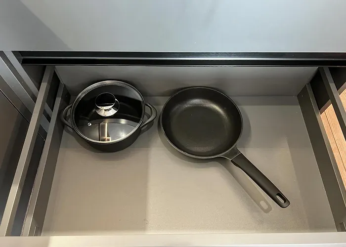 White Pearl Marinist Apartment Odesa