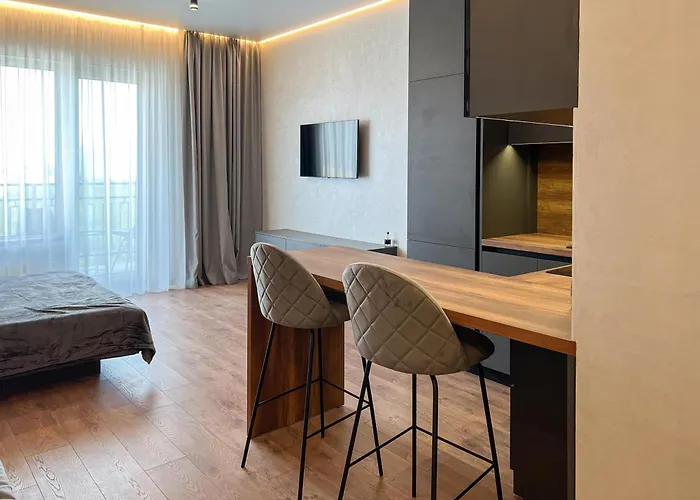 White Pearl Marinist Odesa