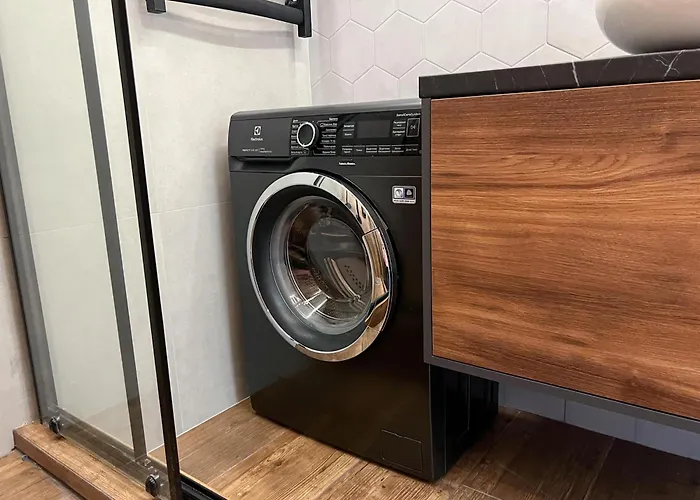 White Pearl Marinist * Odesa