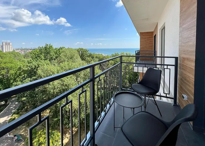 White Pearl Marinist