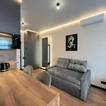 White Pearl Marinist Odessa